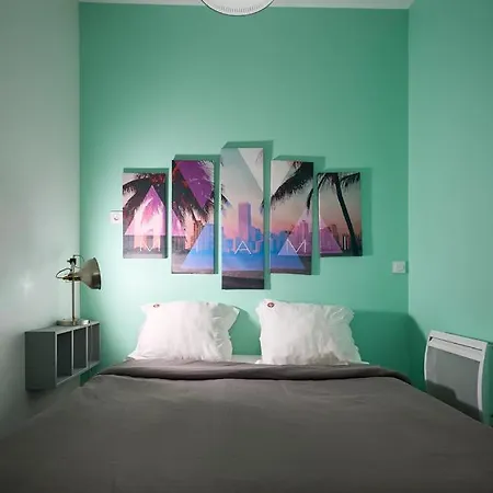 Wellkhome & Services Apartment