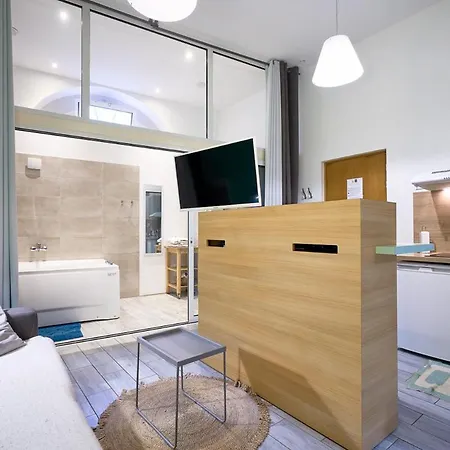 Wellkhome Appartements&services *